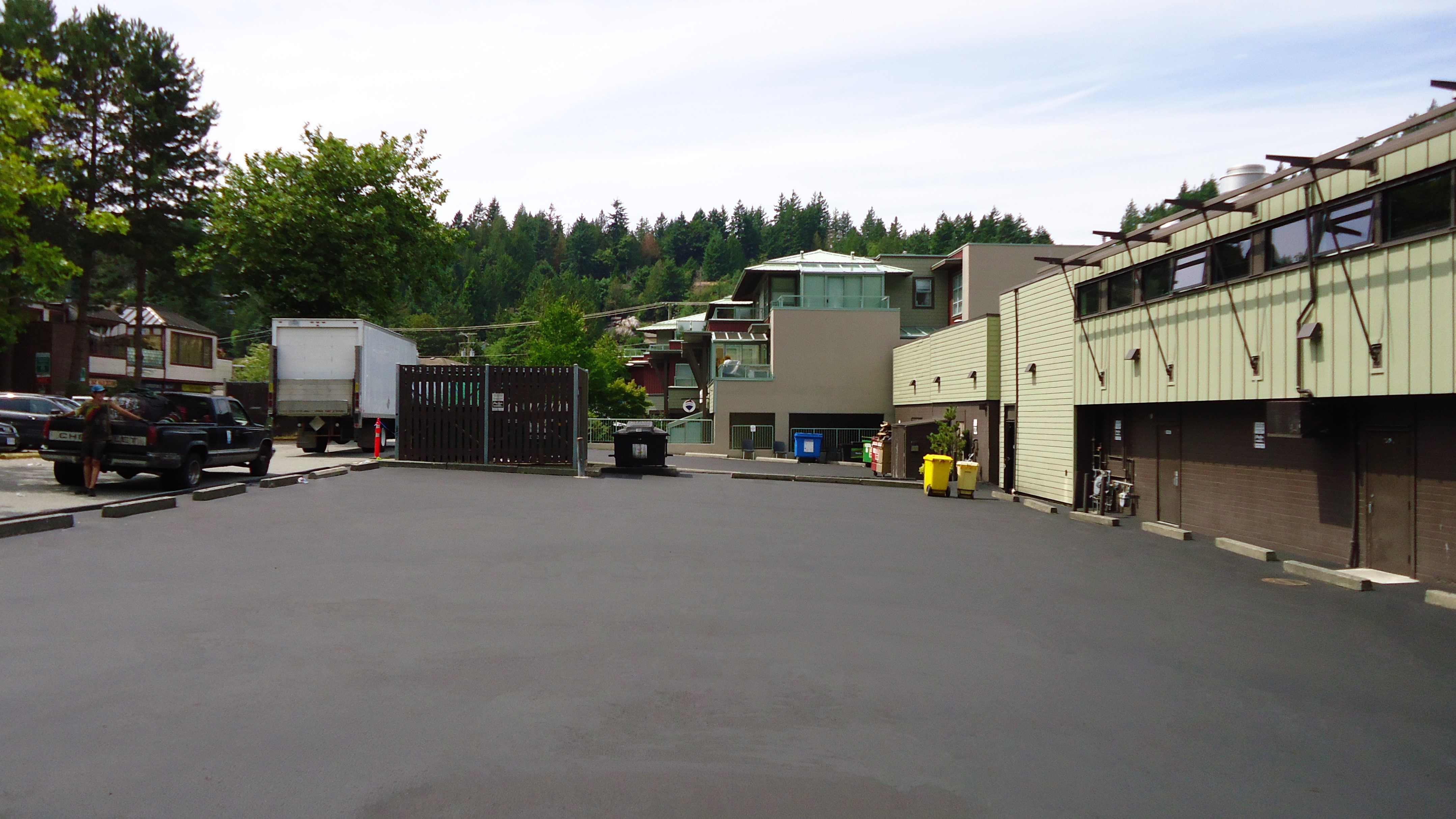 Luciuk Driveway Sealing photo 3