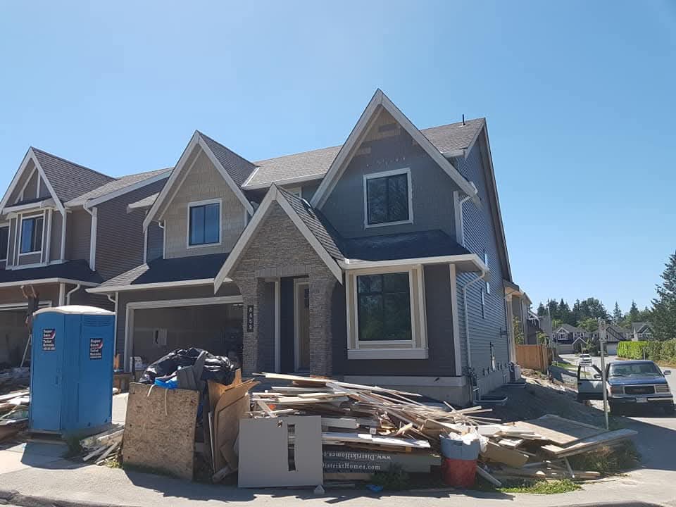 Vinyl, Hardie Board and cedar shake install